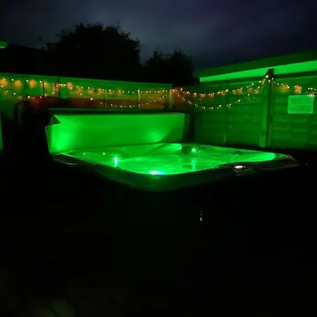 Entire Rural 5* Cottage, Winton With Hot Tub Feriehus *